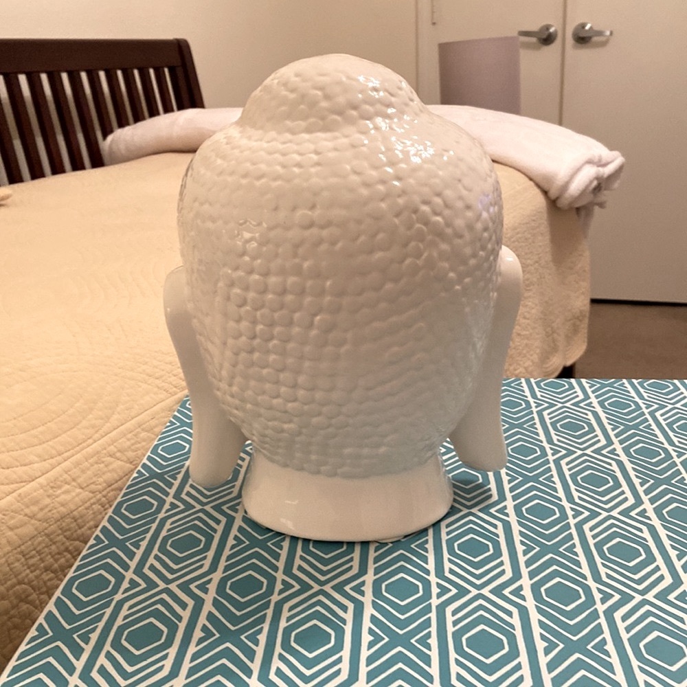 Ceramic Buddha head figure. - Picture 3 of 5
